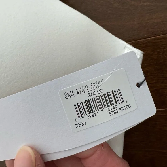 NWT Calvin Klein Full coverage 32DD bra - Picture 4 of 4